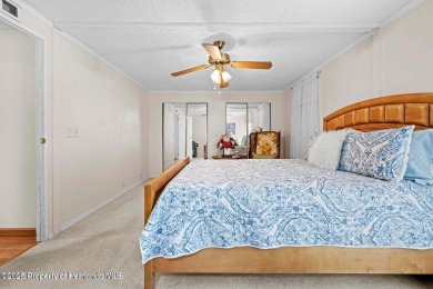 Welcome home to this very unique two bedroom, two bathroom home on Brookridge Country Club in Florida - for sale on GolfHomes.com, golf home, golf lot