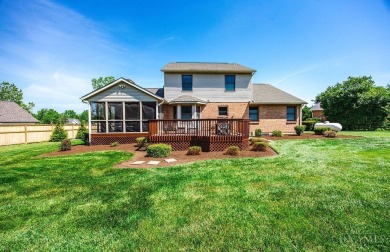 This one-owner, impeccably maintained 4-bed, 3.5-bath home has on Twin Run Municipal Golf Course in Ohio - for sale on GolfHomes.com, golf home, golf lot