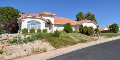 Golf course and mountain views in one of the best subdivisions on St. George Golf Course in Utah - for sale on GolfHomes.com, golf home, golf lot