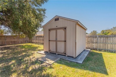 Attention GOLFERS...only a short golf cart ride to Mill Creek on Mill Creek Golf Club in Texas - for sale on GolfHomes.com, golf home, golf lot