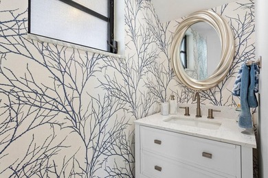 Beautifully updated 1-bedroom, 1.5-bath townhouse in the on Quail Ridge Golf Course and Country Club in Florida - for sale on GolfHomes.com, golf home, golf lot