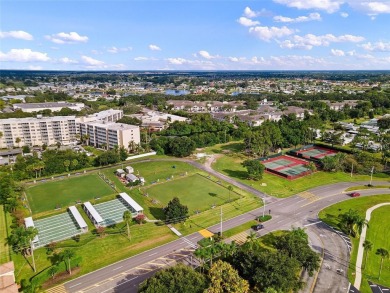 SELLER WILL CARRY THE NOTE FOR UP TO 10 YEARS WITH $25,000 DOWN on Sandpiper Golf Club in Florida - for sale on GolfHomes.com, golf home, golf lot