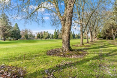 Welcome to Country Club Commons at Rock Creek.  This top floor on Rock Creek Country Club in Oregon - for sale on GolfHomes.com, golf home, golf lot