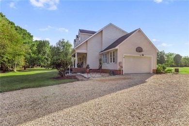 Welcome to this beautiful 4-bedroom, 3-bathroom home located on on Piankatank River Golf Club in Virginia - for sale on GolfHomes.com, golf home, golf lot