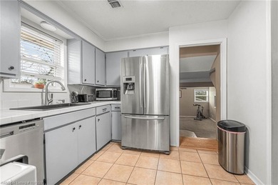 Gorgeous 4 bed 3 full bath home in Bellwood subdivision with on Vache-Grasse Country Club in Arkansas - for sale on GolfHomes.com, golf home, golf lot