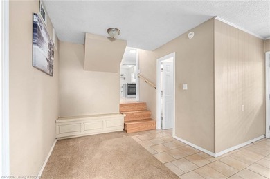 Gorgeous 4 bed 3 full bath home in Bellwood subdivision with on Vache-Grasse Country Club in Arkansas - for sale on GolfHomes.com, golf home, golf lot