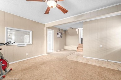 Gorgeous 4 bed 3 full bath home in Bellwood subdivision with on Vache-Grasse Country Club in Arkansas - for sale on GolfHomes.com, golf home, golf lot