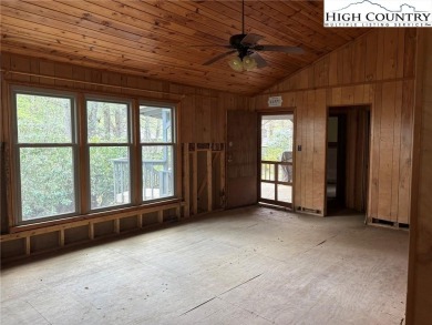 2bdr/1 1/2 bath cottage with great covered porch overlooking the on Land Harbor Golf Course in North Carolina - for sale on GolfHomes.com, golf home, golf lot