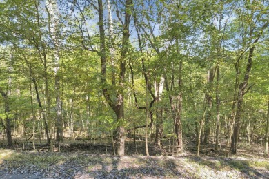 Fantastic building site on over 1.5 acres in Hideaway Hills on Hide-A-Way Hills Golf Club in Ohio - for sale on GolfHomes.com, golf home, golf lot