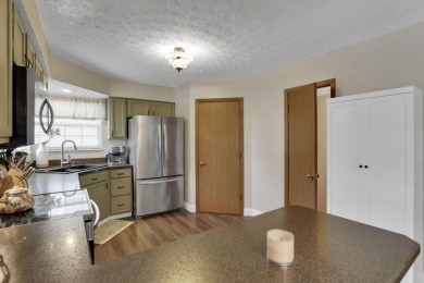 Welcome to 7755 Tokatee Dr, a well-maintained 4-bedroom home in on Turnberry Golf Course in Ohio - for sale on GolfHomes.com, golf home, golf lot