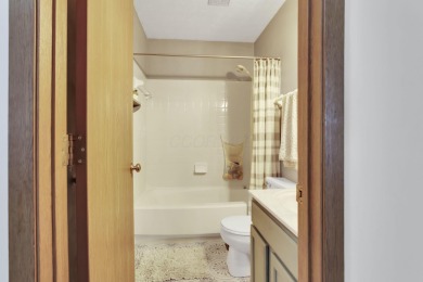 Welcome to 7755 Tokatee Dr, a well-maintained 4-bedroom home in on Turnberry Golf Course in Ohio - for sale on GolfHomes.com, golf home, golf lot