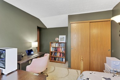 Welcome to 7755 Tokatee Dr, a well-maintained 4-bedroom home in on Turnberry Golf Course in Ohio - for sale on GolfHomes.com, golf home, golf lot