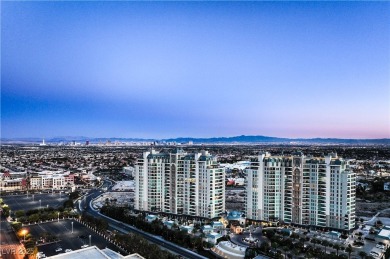 5 STAR Service in this Traditional Penthouse w/express elevator on Badlands Golf Club in Nevada - for sale on GolfHomes.com, golf home, golf lot