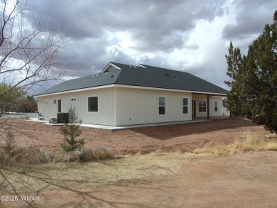 Here is your dream home in the heart of the Snowflake Golf on Snowflake Municipal Golf Course in Arizona - for sale on GolfHomes.com, golf home, golf lot