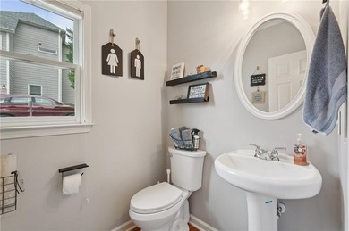 BENTWATER GOLF COMMUNITY! Spacious 5-BR, 4.5-BA residence with a on Bentwater Golf Club in Georgia - for sale on GolfHomes.com, golf home, golf lot