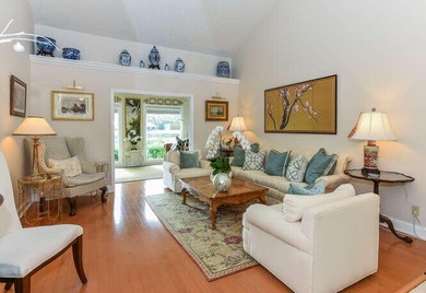 Welcome to Hobe Sound's hidden gem! Come enjoy UNLIMITED FREE on Eagle Wood Golf Course in Florida - for sale on GolfHomes.com, golf home, golf lot