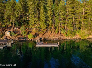 Discover the perfect opportunity to build your dream home on on Hayden Lake Country Club in Idaho - for sale on GolfHomes.com, golf home, golf lot