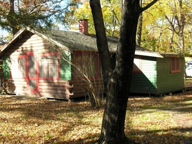 This is your opportunity to have a seasonal *get-away* and enjoy on Sunny Brae Golf and Country Club in Iowa - for sale on GolfHomes.com, golf home, golf lot