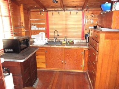 This is your opportunity to have a seasonal *get-away* and enjoy on Sunny Brae Golf and Country Club in Iowa - for sale on GolfHomes.com, golf home, golf lot