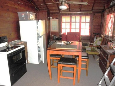 This is your opportunity to have a seasonal *get-away* and enjoy on Sunny Brae Golf and Country Club in Iowa - for sale on GolfHomes.com, golf home, golf lot