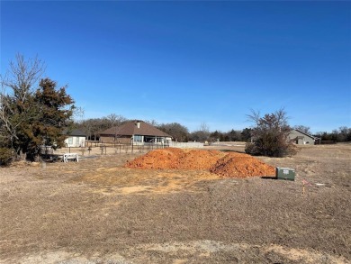 Build on your lot here in wonderful Lake Kiowa. Lake Kiowa on Lake Kiowa Golf Course in Texas - for sale on GolfHomes.com, golf home, golf lot