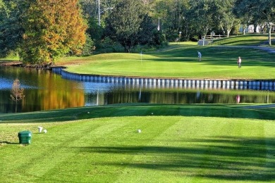 Under contract-accepting backup offers. **BRING OFFERS** on Highland Lakes Executive Golf Course in Florida - for sale on GolfHomes.com, golf home, golf lot