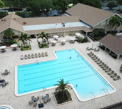 Under contract-accepting backup offers. **BRING OFFERS** on Highland Lakes Executive Golf Course in Florida - for sale on GolfHomes.com, golf home, golf lot