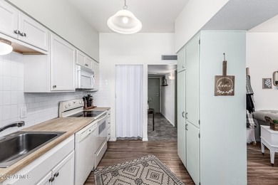 Welcome to easy, sunny living in the heart of Sun City--this on Sun City North Golf Course in Arizona - for sale on GolfHomes.com, golf home, golf lot