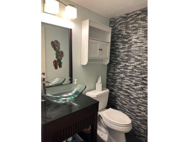 Beautiful 4-bedroom, 3-bathroom townhome in the highly desirable on Baypoint Golf Club in Florida - for sale on GolfHomes.com, golf home, golf lot