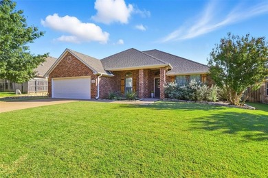 Welcome home to this sunny and spacious three-bedroom plus on Whitestone Golf Club in Texas - for sale on GolfHomes.com, golf home, golf lot