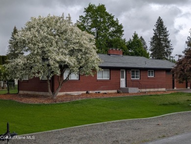 Room for a shop! Just under a half-acre lot in desirable Hayden on Avondale Golf and Tennis Club in Idaho - for sale on GolfHomes.com, golf home, golf lot