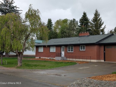 Room for a shop! Just under a half-acre lot in desirable Hayden on Avondale Golf and Tennis Club in Idaho - for sale on GolfHomes.com, golf home, golf lot