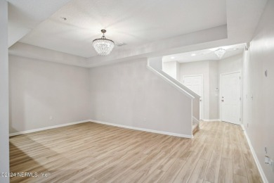 Welcome to this World Golf Village Townhome 3/2.5/2. Open floor on Slammer and Squire Golf Course in Florida - for sale on GolfHomes.com, golf home, golf lot