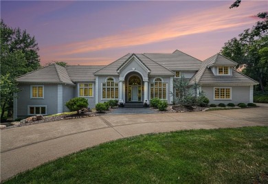 WELCOME TO YOUR DREAM HOME AND PRIVATE OASIS!  This estate home on Lakewood Oaks Golf Club, Ltd. in Missouri - for sale on GolfHomes.com, golf home, golf lot