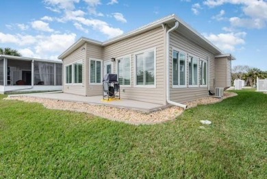 This fully renovated Executive Suite is 996 sq.ft. of a/c'd on The Great Outdoors Golf and Country Club in Florida - for sale on GolfHomes.com, golf home, golf lot