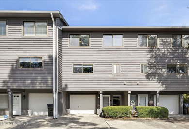Welcome to Linksider at The Cape. This beautiful, spacious on Masonboro Country Club in North Carolina - for sale on GolfHomes.com, golf home, golf lot