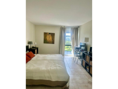 Located in the heart of Aventura this beautiful condo is move in on Turnberry Isle Resort and Club in Florida - for sale on GolfHomes.com, golf home, golf lot