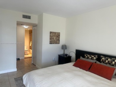 Located in the heart of Aventura this beautiful condo is move in on Turnberry Isle Resort and Club in Florida - for sale on GolfHomes.com, golf home, golf lot