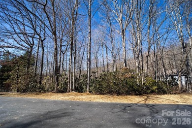 Discover the opportunity to build your mountain retreat in on Cummings Cove Golf and Country Club in North Carolina - for sale on GolfHomes.com, golf home, golf lot