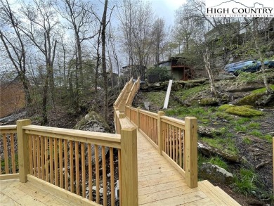 Outstanding value in a prime central location! This 2-bedroom on Beech Mountain Club in North Carolina - for sale on GolfHomes.com, golf home, golf lot