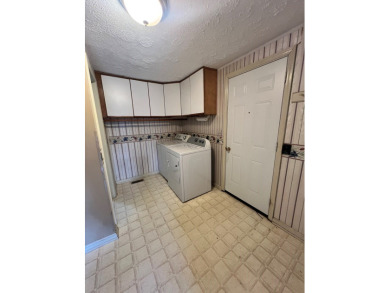 Welcome to this 3 Bedroom 2.5 bath home nestled at the base of on Fincastle Country Club in Virginia - for sale on GolfHomes.com, golf home, golf lot