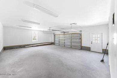 Welcome to easy, elegant living in this beautifully crafted new on Chowan Golf and Country Club in North Carolina - for sale on GolfHomes.com, golf home, golf lot