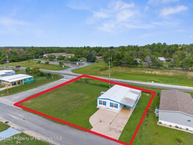 Beautifully Updated 3-Bedroom, 2-Bath Home with An EXTRA Lot on High Point Golf Club, Inc. in Florida - for sale on GolfHomes.com, golf home, golf lot
