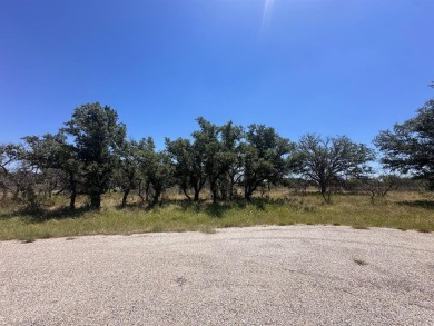 Great lot in a fantastic location inside The Hideout Resort on Hideout Golf Club and Resort  in Texas - for sale on GolfHomes.com, golf home, golf lot