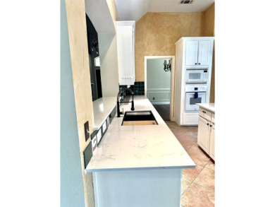 **Motivated Seller** MOVE-IN READY! Welcome to this beautifully on Stonebridge Ranch Country Club in Texas - for sale on GolfHomes.com, golf home, golf lot