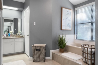 Beautiful 3-bedroom, 2-bath brick home on a corner lot in the on Hillsboro Country Club in Texas - for sale on GolfHomes.com, golf home, golf lot