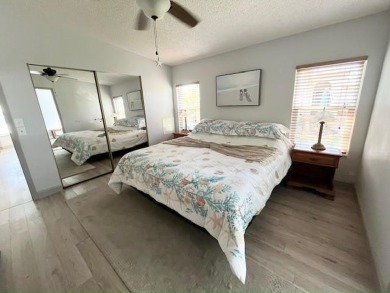 Beautifully renovated 2bd/2ba home! Open-concept plan is perfect on Del Tura Golf and Country Club in Florida - for sale on GolfHomes.com, golf home, golf lot