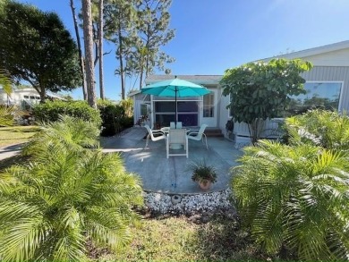 Beautifully renovated 2bd/2ba home! Open-concept plan is perfect on Del Tura Golf and Country Club in Florida - for sale on GolfHomes.com, golf home, golf lot