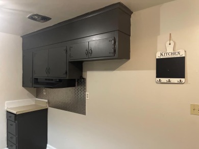 NEWLY UPDATED WITH LOADS OF CHARM AND CLOSE TO ALL AMENITIES on Bluefield Elks Club in West Virginia - for sale on GolfHomes.com, golf home, golf lot
