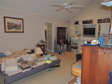 UNBELIEVABLE POTENTIAL IN THIS GREAT GOLF COURSE HOME!!  ALL the on Abilene Country Club - South Course in Texas - for sale on GolfHomes.com, golf home, golf lot